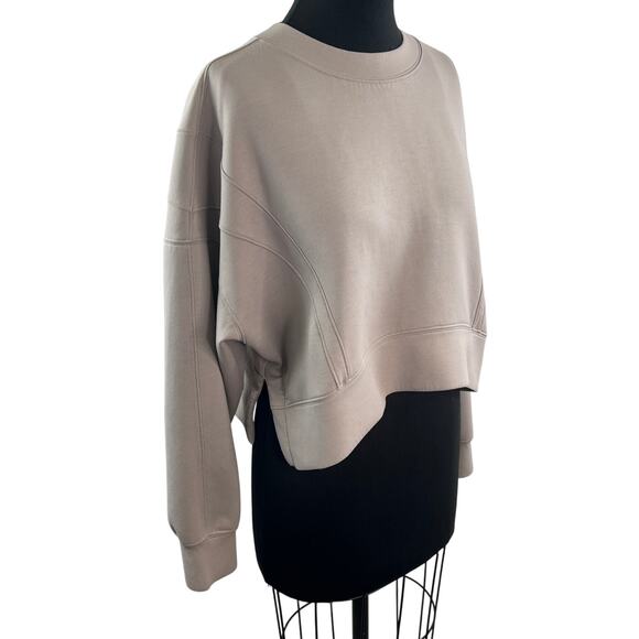 YPB neoKNIT Beige Crop Sweatshirt Crew Neck Dolman Sleeve Pullover Size Medium M - Picture 1 of 5